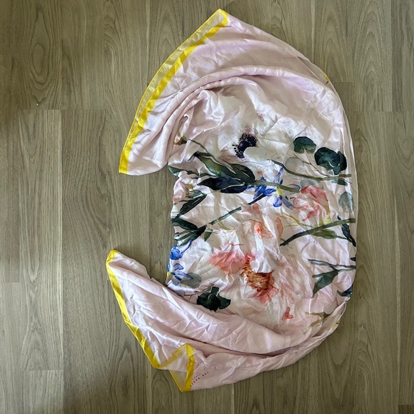 Ted baker silk wrap - Picture 2 of 4